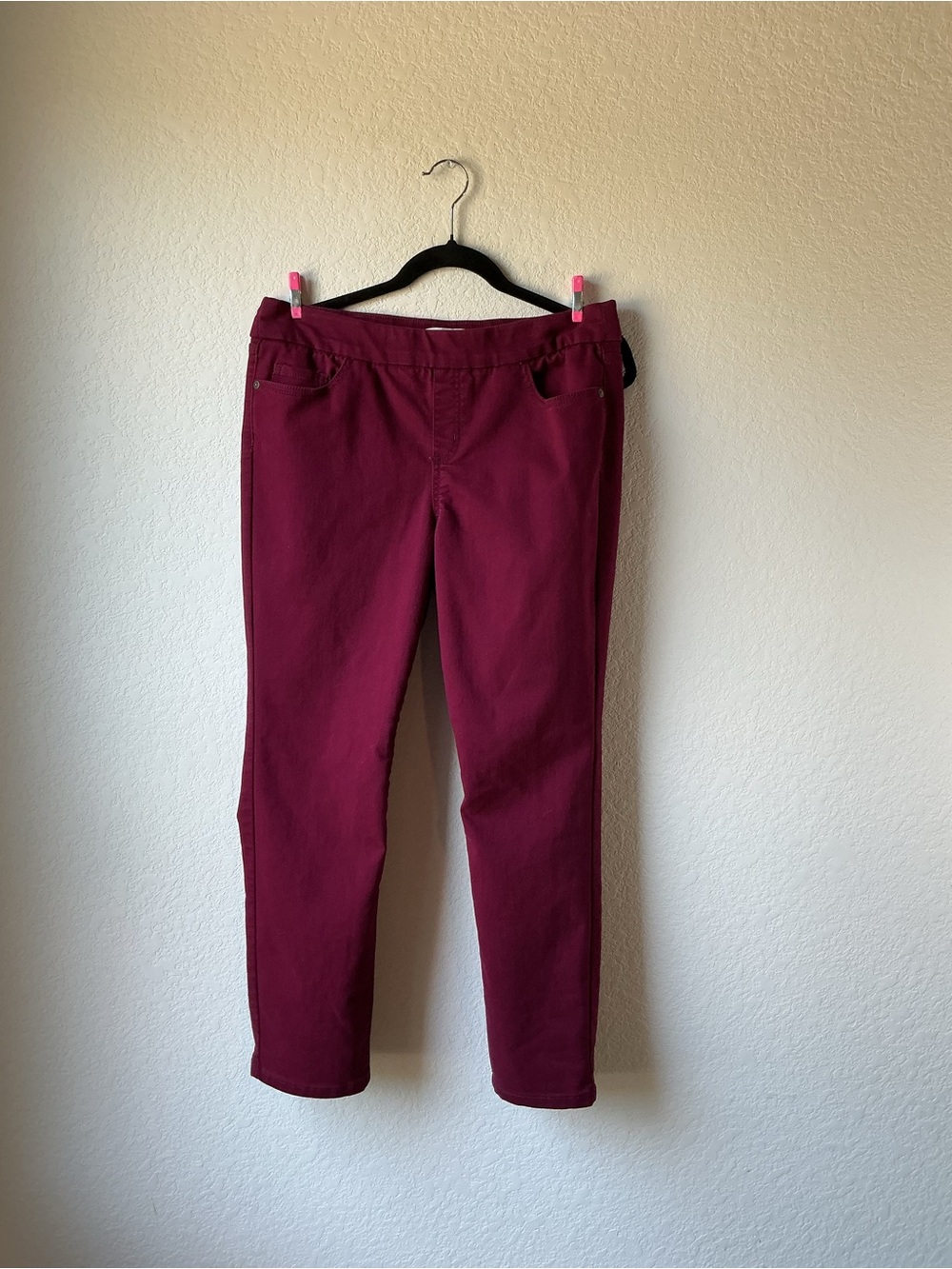 Liz Claiborne Amber Pull On Jeans Burgundy 14P